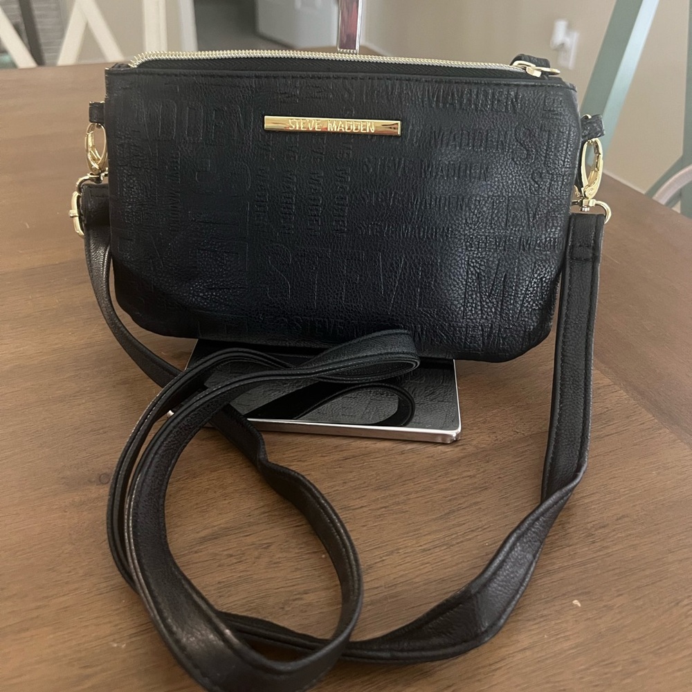 Steve Madden black crossbody